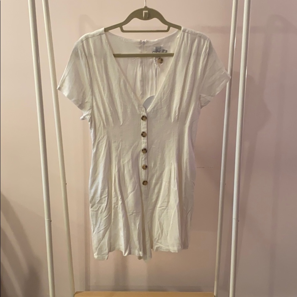 NWT princess polly off white romper